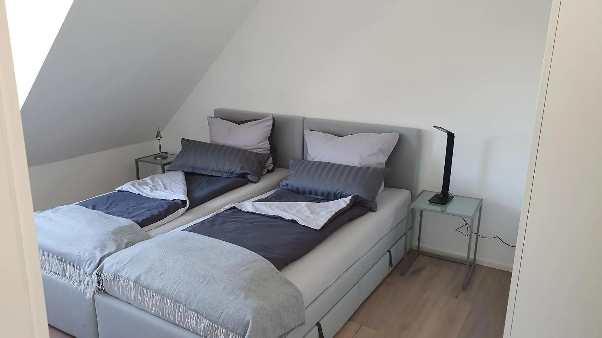 Renoviertes Apartment In Troisdorf 0*,