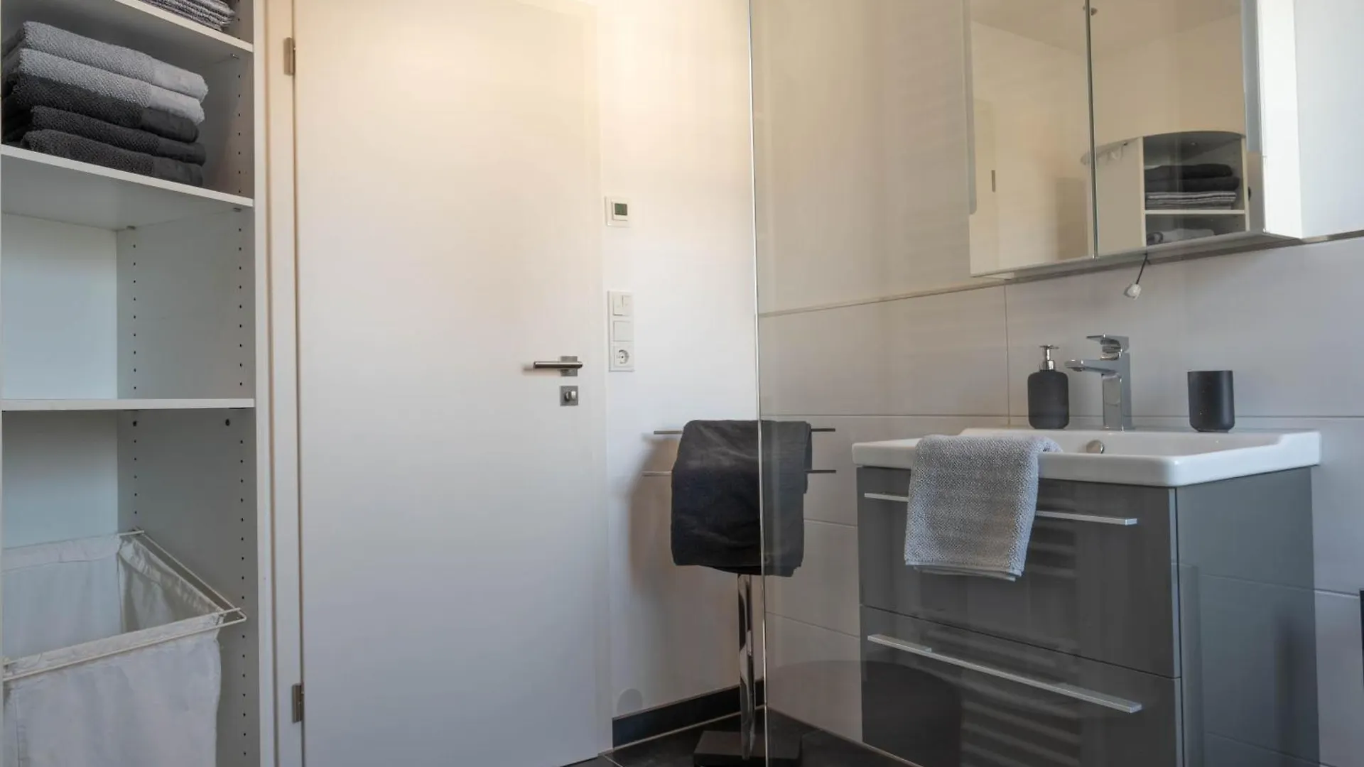 Renoviertes Apartment In Troisdorf